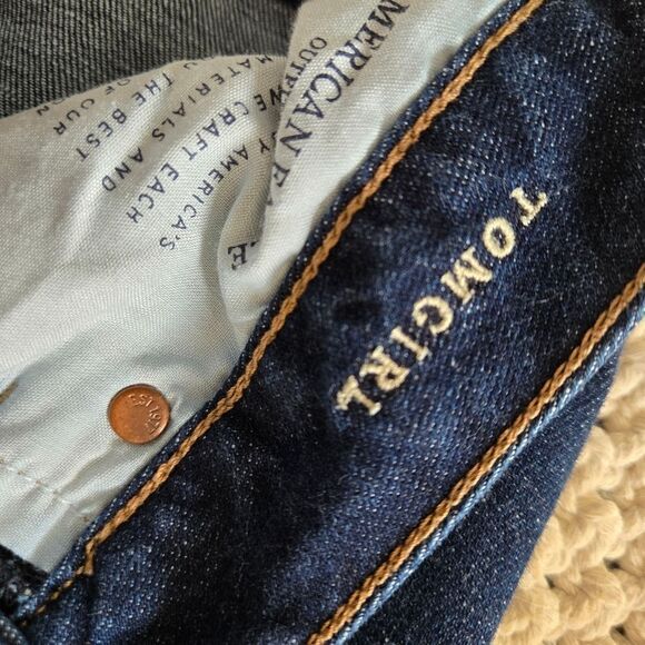 American Eagle Distressed Tom Girl Style Denim Jeans - Picture 7 of 9